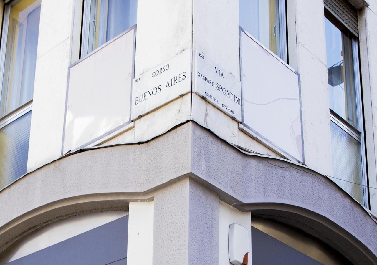 Smart Central Apartments ミラノ エクステリア 写真